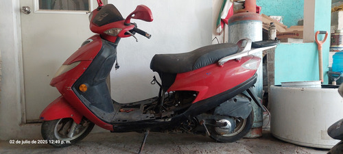 Motoneta Susuki An 125 Descompuesta Del Motor
