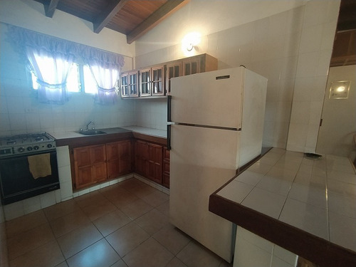 Imagen 5 de 14 de Apartamentos Berjamar En Altagracia- Tipo Posada