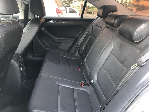 Volkswagen Vento Motor 2.5 R5 Luxury Tiptronic 4p 2013