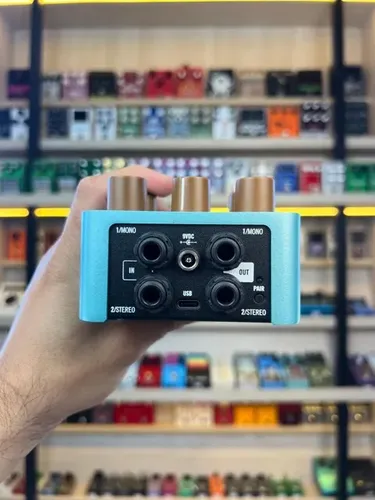 Pedal Universal Audio Uafx Del-verb | MercadoLivre