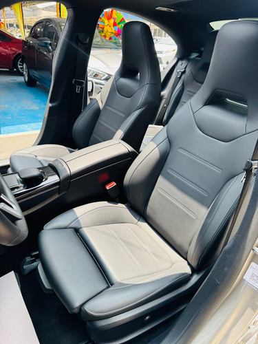 Mercedes-Benz Clase CLA 1.6 200 Cgi Sport At