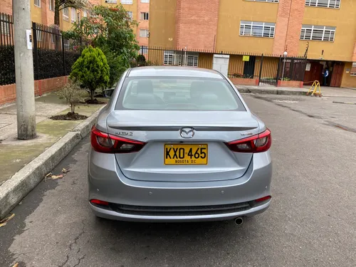 Mazda 2 1.5 Grand Touring Lx Sedan