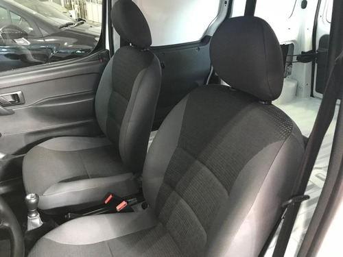 Imagen 9 de 14 de Berlingo Furgon 1.6 Hdi Bussiness