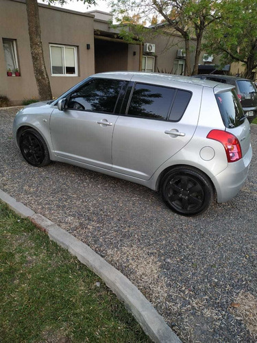 Imagen 4 de 9 de Suzuki Swift 2010 1.5 N
