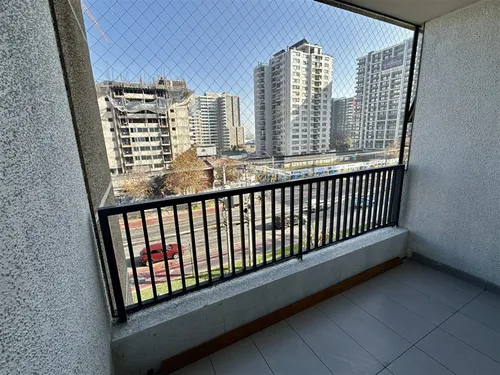 Departamento En Arriendo De 2 Dorm. En Macul