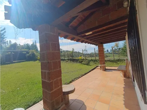 Encantadora Finca En Venta Cerca A Ríonegro