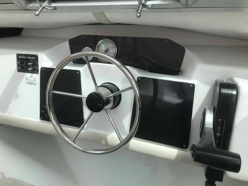 Imagen 2 de 15 de Lancha Tracker Cabinada Baader Track 780 Trabajo, Transporte