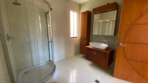 Imagen 8 de 22 de Bello E Impecable Ph En Venta En Lomas De La Alameda!!! #21-18058. Abb