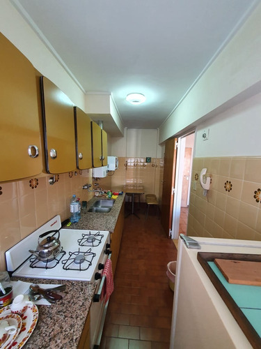 Imagen 7 de 30 de Departamento De 3 Amb. Al Frente Con Balcón, Cochera Y Baulera