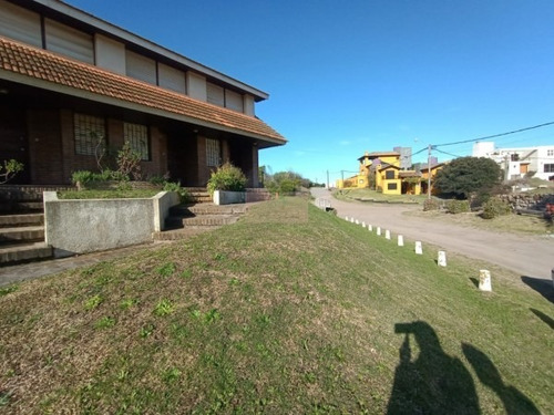 Imagen 3 de 20 de Dúplex En Barrio Norte