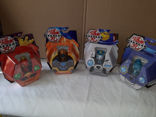 4 Figuras Bakugan Cubbo,rojo,oro,blanco Y Azul,buen Estado. (Usado)