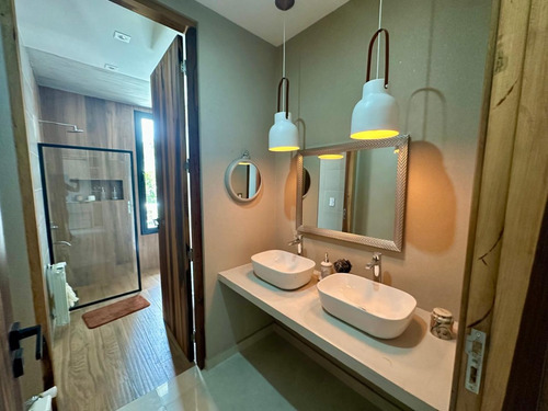 Excelente Casa En Pinamar - Nueva Con Muebles De Diseño