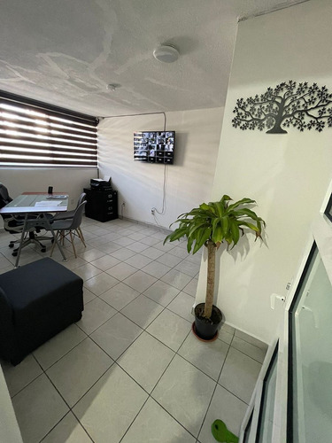 Edificio En Venta En Constituyentes, Querétaro
