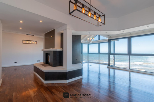 Venta - Penthouse - 5 Ambientes - Vista Al Mar - Plaza España - La Perla