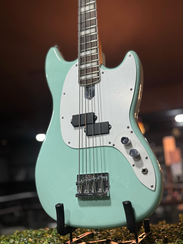 Baixo 4 Corda Studebaker Scotsman Short Scale