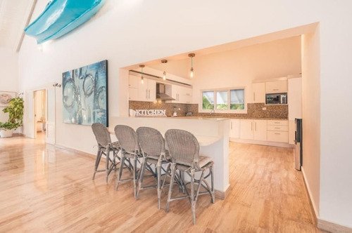 Cap Cana-las Lagunas,venta/renta De Maravillosa Villa De 4ha