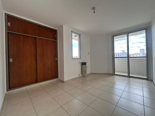 Departamento 2 Dormitorios Con Dos Balcones- Edif Con Seguridad - Nva Cba !!!