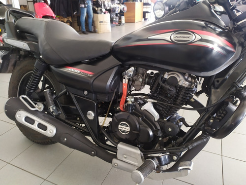 Imagen 5 de 22 de Bajaj . Avenger 220