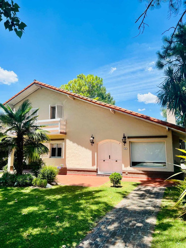 Venta Casa Quinta Pileta Casa Huéspedes La Martona