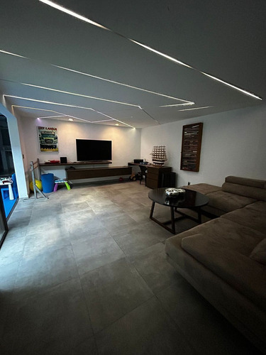 Preciosa Residencia De Autor En Centro Sur, Claustros De Las Misiones Ii