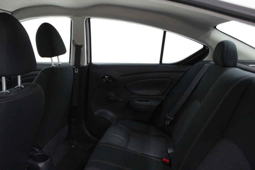 Imagen 11 de 15 de Nissan Versa 2017 4 Cilindros