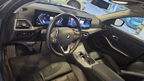 330e 2023