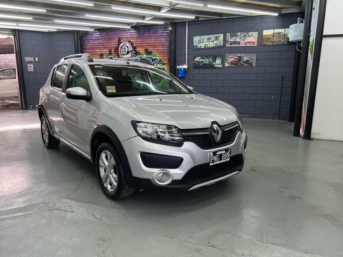 Renault Sandero Stepway 1.6 Privilege 105cv