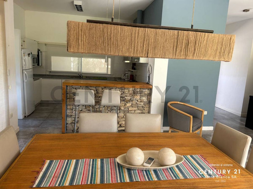 Casa En Venta - Barrio La Herradura - Pinamar