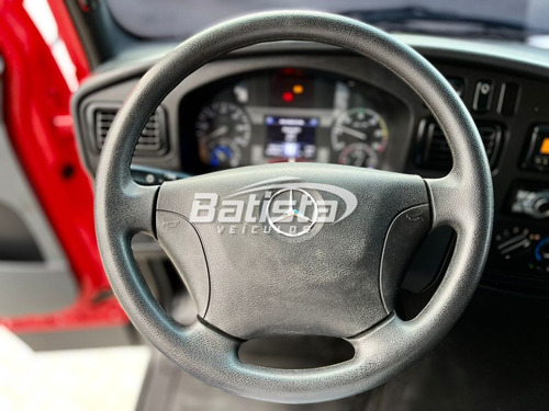 Imagem 13 de 15 de Mercedes-benz Accelo 815 - 2018 - Baú 5.4m - Impecável