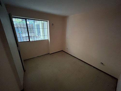 Departamento En Venta De 3 Dorm. En Peñalolén