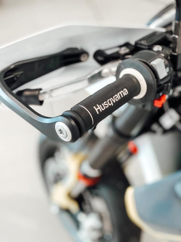 Imagen 19 de 20 de 701 Supermoto Husqvarna Motard (no Ktm)