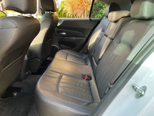 Imagem 12 de 14 de Chevrolet Cruze Lt Hb