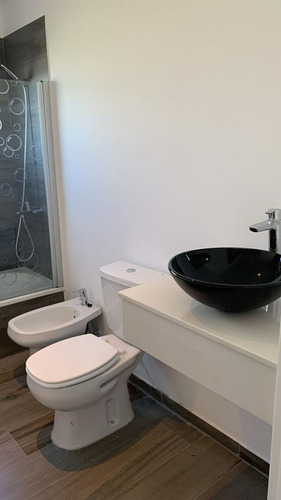 Imagen 5 de 8 de Venta Casa 4 Ambientes En Pilar /este S/ Ramiro