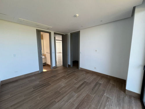 Apartamento Con Linea Blanca En Alquiler En Cap Cana, Punta Cana, 2 Habitaciones + Servicio, Acceso A La Playa