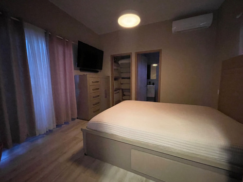 Casa En Venta En Punta Cana Amueblada