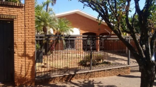 Imagem 2 de 6 de Venda De Casas / Padrão Na Cidade De Araraquara 7165