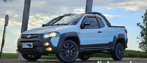 Fiat Strada 1.8 16v Adventure Ce Flex 2p