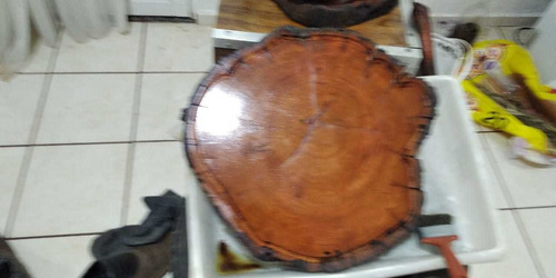 Imagem 1 de 4 de Vende Tábua De Corte Artesanal