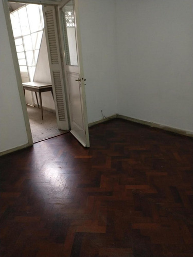 Imagen 5 de 8 de Ph 2 Ambientes Con Patio Y Gran Terraza - Saavedra