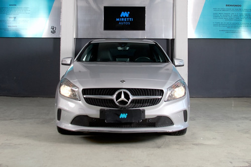 Imagen 2 de 14 de Mercedes-benz Clase A 1.6 A200 Urban 156cv 2018