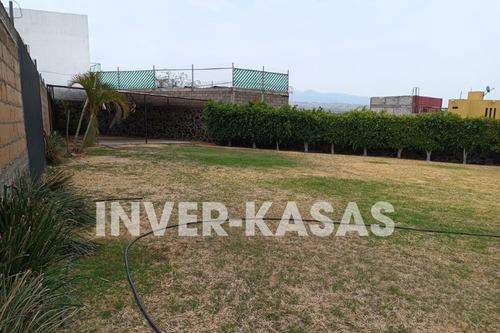 Se Vende Excelente Terreno Con Construcción En Altos De Oaxtepec