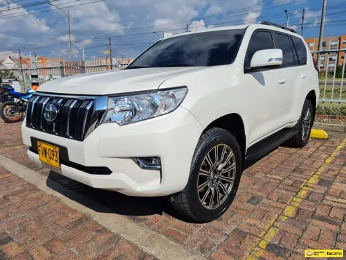Toyota Prado TXL 3.0cc AT AA 4X4