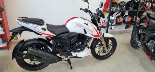 Imagen 10 de 15 de Tvs Rtr 200