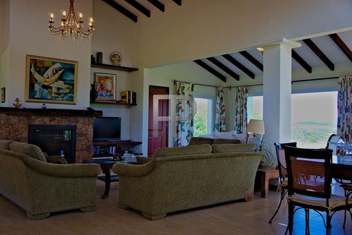 Imagen 3 de 13 de Chacra En Venta Pueblo Edén 2 Dormitorios, 10 Hectáreas