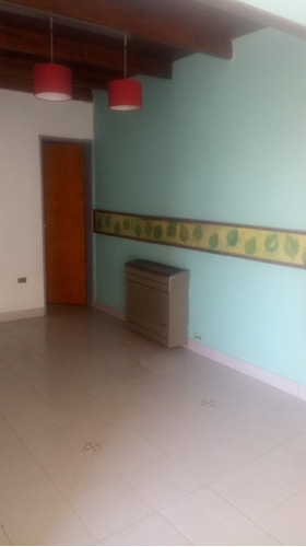 Imagen 16 de 21 de Complejo Casa Dos Plantas ,tres Dúplex Y Un Monoambiente.