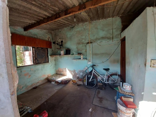 Imagen 5 de 18 de Casa De 4 Ambientes C/ 2 Locales Al Frente - Moron Sur