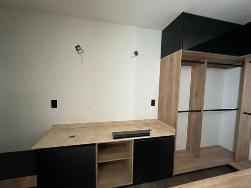 Hermosa Residencia Premium En Venta Entre El Refugio Y Zibatá, 4 Recámaras, Lujo