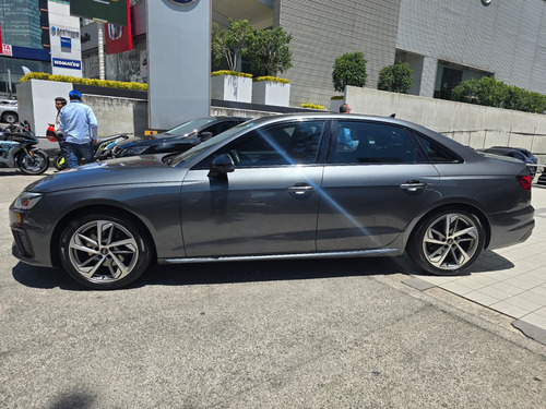 Audi A4 2.0 T 40 Tfsi S Line 190Hp Dsg Hybrid