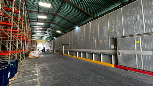 Daniela Linarez Ofrece En Venta Galpones En Zona Industrial Iii Avenida Principal Totalmente Equipadon Con Cavas De Conservacion Empaquetadora Listo Para Producir Conjunto Privado Barquisimeto Lara