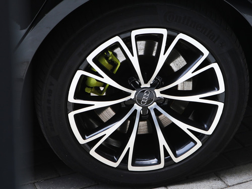 Audi A8 4.2 QUATTRO V8 40V GASOLINA 4P TIPTRONIC